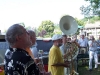 Umbralla Jazzmen mitten im Puplikum